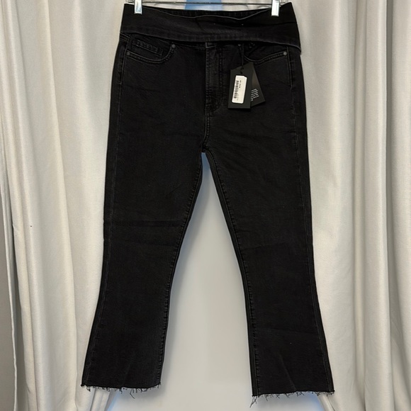 Paige Colette Crop Flare Jeans NWT - Picture 1 of 11